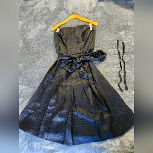 Whit House Black Market Dress